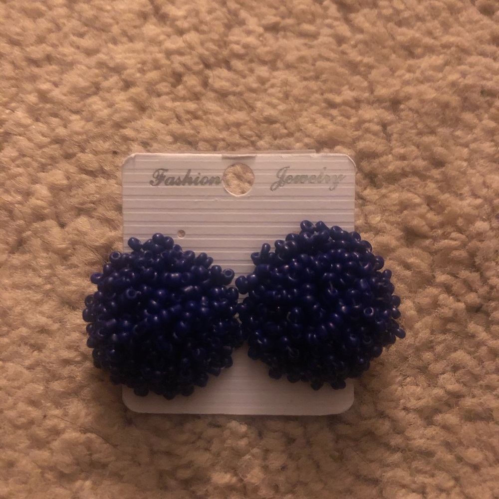 Fashion earrings